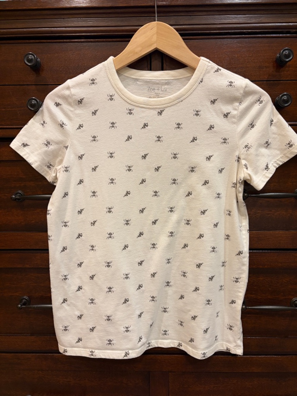 Zoe + Liv Cream Micro Print Crewneck Tee S Casual Lightweight Knit Top Bug